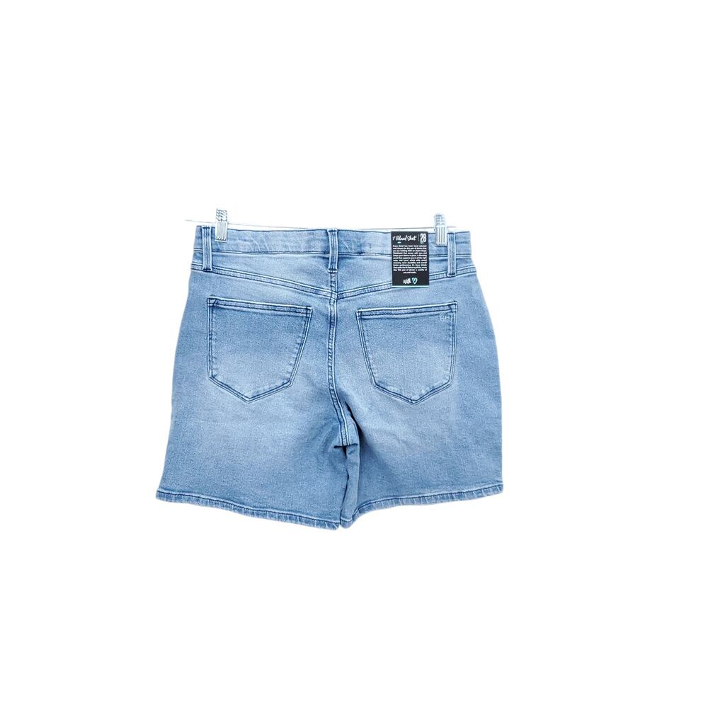 NWT LULAROE Lycra 7” Denim Light Wash Relaxed Stretchy Jean Bermuda Shorts - Picture 5 of 10